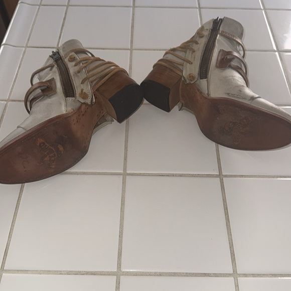 Freebird Crue Ankle Boots Size 11 - Picture 7 of 9